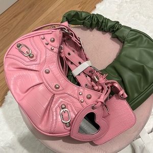 NEW & UNUSED PURSE BUNDLE